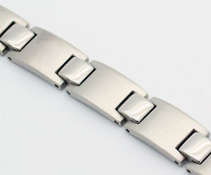 アクセサリー　ネックレス　ステンレススチールスクエアブレスレットquadrato interlink bracciale in acciaio inox b10