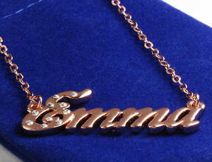 【送料無料】アクセサリー　ネックレス　ネックレスエマローズゴールドデザイナーカスタムユニークcollana con nome emma 18k rose oro placcato designer regalo personalizzato univoco