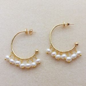 アクセサリー　ネックレス　イヤリングトーンサテンゴールドバロックorecchini cerchi tono oro satinato e perle barocche