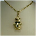 【送料無料】ネックレス ゴールドテディベアペンダントサファイアフィガロチェーンボウタイ9ct gold teddy bear pendant, with sapphire eyes amp; bow tie, on 18 figaro chain