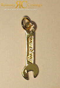 【送料無料】ネックレス　レンチペンダントゴールドスナップ9ct gold snap on spanner pendant cz multi encrusted 11g stamped 375 51 x 15 mm