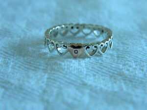 【送料無料】ネックレス　シルバーウェールズゴールドハートアフィニティスタッキングリングサイズ