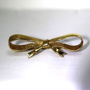 【送料無料】ネックレス　リボンボウイエローゴールドブローチattractive ribbon bow 9ct yellow gold brooch