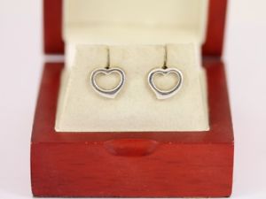 ハートピアス 【送料無料】ネックレス　ハートピアススターリングシルバーレディースheart earrings sterling silver ladies stunning 925 2g bs2