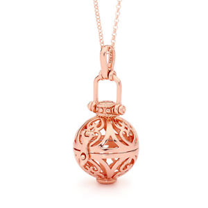 perfumed jewelry prosperity rose gold the worlds most perfect giftローズゴールド※注意※NYからの配送になりますので2週間前後お時間をいただきます。人気の商品は在庫が無い場合がございます。ご了承くださいませ。サイズの種類の商品は購入時の備考欄にご希望のサイズをご記載ください。　携帯メールでの登録ですと楽天からのメールが届かない場合がございます。