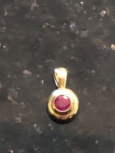 【送料無料】ネックレス ビンテージホールゴールドルビーペンダントvintage dower hall gold and ruby pendent