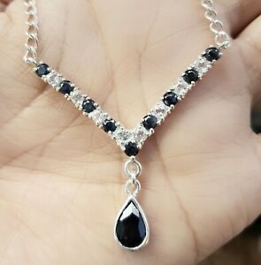 ネックレスブラックサファイアホワイ...