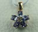 delightful tanzanite amp; white zircon pendant only 9k yellow gold 152ctタンザナイトホワイトジルコンペンダントイエローゴールド※注意※NYからの配送になりますので2週間前後お時間をいただきます。人気の商品は在庫が無い場合がございます。ご了承くださいませ。サイズの種類の商品は購入時の備考欄にご希望のサイズをご記載ください。　携帯メールでの登録ですと楽天からのメールが届かない場合がございます。