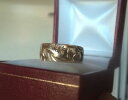    lbNX@CG[S[hhTCYattractive 9ct yellow gold patterned wedding ring hm 1989 london size s