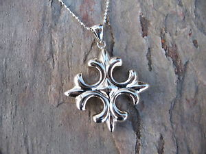 【送料無料】ネックレス　14 ktホワイトゴールドイチハツクロペンダントalwand vahan 14 kt white gold electroform fleur de lis cross pendant alwand vahan