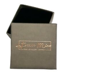 【送料無料】ネックレス メンズソリッドイエローゴールドスクエアクッションmens solid 9ct yellow gold square cushion signet ring