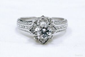 14k white gold round amp; oval brilliant moissanite engagement ring lotus flowerkホワイトゴールドラウンドオーバルブリリアント※注意※NYからの配送になりますので2週間前後お時間をいただきます。人気の商品は在庫が無い場合がございます。ご了承くださいませ。サイズの種類の商品は購入時の備考欄にご希望のサイズをご記載ください。　携帯メールでの登録ですと楽天からのメールが届かない場合がございます。