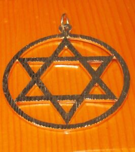 【送料無料】ネックレス　9ct yellow gold engine turnedstar of davidround pendant9ct yellow gold e..