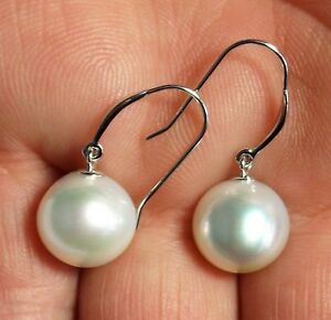 pearl earrings south sea tahitian white 14k solid white gold e347イヤリングタヒチソリッドホワイトゴールド※注意※NYからの配送になりますので2週間前後お時間をいただきます。人気の商品は在庫が無い場合がございます。ご了承くださいませ。サイズの種類の商品は購入時の備考欄にご希望のサイズをご記載ください。　携帯メールでの登録ですと楽天からのメールが届かない場合がございます。