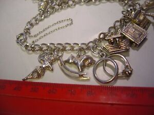 【送料無料】ネックレス　ビンテージソリッドシルバーブレスレットコレクタアイテムvintagesolid silver unusual charm bracelet717 charmsheavycollectors item