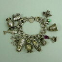 【送料無料】ネックレス ヴィンテージシルバーブレスレットa good quality vintage silver 12 charm bracelet
