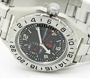 【送料無料】　腕時計　ヴォストークヌオーヴォvostok komandirskie 650539 orologio automatico russo da polso nero nuovo