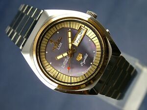 【送料無料】 腕時計 ビンテージレトロスイスルクスvintage retro swiss tressa lux crystal automatic watch 1970s nos cal as 5206 【送料無料】 腕時計 ビンテージレトロスイスルクスvintage retro swiss tressa lux crystal automatic watch 1970s nos cal as 5206