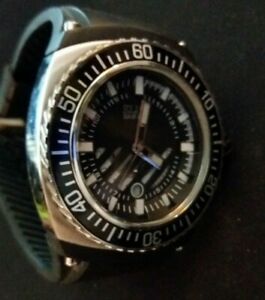 【送料無料】luxury watch women dress bracelet watch fashion quartz wrist watch for women