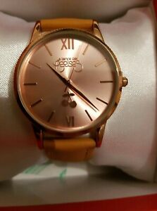 【送料無料】 腕時計 ledesダwatch woman le temps des cerises camel leather 【送料無料】 腕時計 ledesダwatch woman le temps des cerises camel leather
