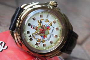 【送料無料】 腕時計 ボストークkomandirskyロシア219553vostok komandirsky russian military wrist watch 219553