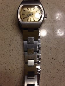 【送料無料】腕時計 ドーナorologio donna sector nature r3253478012 legno bracciale marrone wood