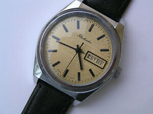 【送料無料】　腕時計　メンズビンテージソmens vintage watch ussr raketa 19 jewels serviced