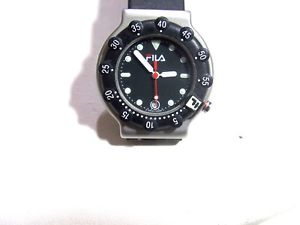 【送料無料】 腕時計 フィラレディースダイバーラバーウォッチストラップfila 10 a t m ladies diver watch rubber strap date, quartz