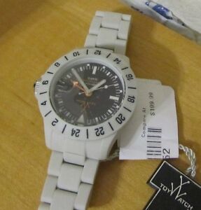 【送料無料】　腕時計　プロフェッショナルクオーツフィートgv707 toywatch professional quartz watch 1224 time, water resistant to 130 ft,