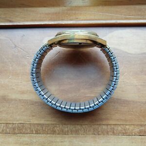 【送料無料】　腕時計　ビンテージメンズゴールドジュエルvintage mens 1970s gold gruen 17 jewel wrist watch day date runs