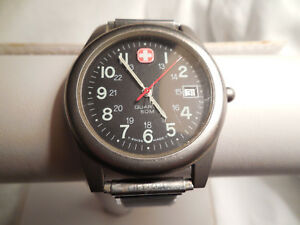 【送料無料】 腕時計 スイスウェンガーマールボロswiss army wenger mens marlboro special edition quartz watch