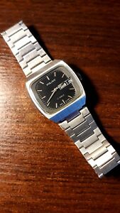 【送料無料】 腕時計 ビンテージソオリジナルブレスレットvintage wrist watch poljot 2628 h, made in ussr, with original bracelet poljot