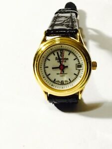 【送料無料】　腕時計　ビンテージレディースクオーツスイスvintage armitron now ladies quartz watch swiss movement nosaq1690j