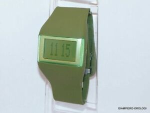 【送料無料】　腕時計　ミステリアスグリーンwatch odm mysterious v military green 100 authentic