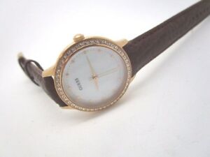 ゲス 【送料無料】　腕時計　レディースチェルシーladies guess chelsea watch w0647l2 used 169y