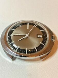【送料無料】　腕時計　タイメックス1970ワインclassic timex men’s 1970’s wine up with date, oval silver tone with white hands