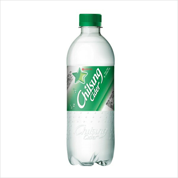 大人から子どもまで楽しめる、韓国を代表する懐かしい味の七星（ちるそん）サイダー LOTTE ロッテ七星サイダー 1.5L PET チルソンサイダー Chilsung Cider 韓国サイダー 1950年に発売された、韓国の国民的炭酸飲料 ロングセラー炭酸飲料。 炭酸にレモン・ライムが香る清涼感のある味わいをお楽しみください。 チルソンサイダーは韓国のオリジナル炭酸飲料です。 清涼感のある炭酸とさわやかなレモン・ライムの香りが特徴です。 日常での気分転換や野外でも、のどの渇きをすっきり潤します。 チルソンサイダーは 『ピュア』　『クリア』　『カフェインフリー』　の3つを守ります。 [原材料] 糖類(果糖ぶどう糖液糖、砂糖)/炭酸、クエン酸、香料 [栄養成分] 100ml当たり/エネルギー45kcal、たんぱく質0g、 脂質0g、炭水化物 11g、食塩相当量0g大人から子どもまで楽しめる、韓国を代表する懐かしい味の七星（ちるそん）サイダー LOTTE ロッテ七星サイダー 1.5L PET チルソンサイダー Chilsung Cider 韓国サイダー 1950年に発売された、韓国の国民的炭酸飲料 ロングセラー炭酸飲料。 炭酸にレモン・ライムが香る清涼感のある味わいをお楽しみください。 チルソンサイダーは韓国のオリジナル炭酸飲料です。 清涼感のある炭酸とさわやかなレモン・ライムの香りが特徴です。 日常での気分転換や野外でも、のどの渇きをすっきり潤します。 チルソンサイダーは 『ピュア』　『クリア』　『カフェインフリー』　の3つを守ります。