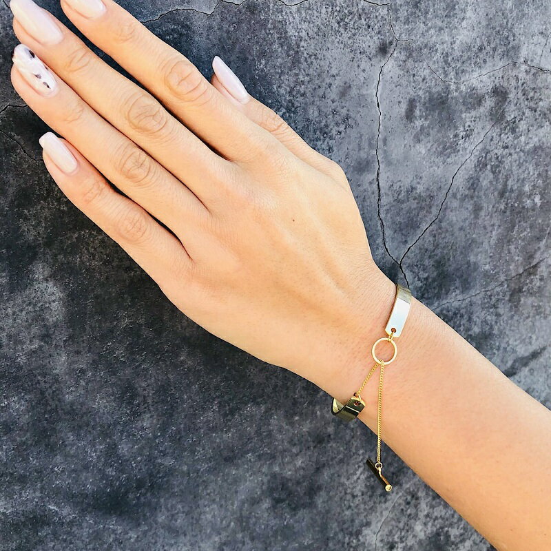 メタルバングル メタル ブレスレット バングル ゴールド アクセサリー レディース 普段使い 仕事 パーティー 上品 カジュアル 小物 彼女 妻 誕生日 プレゼ...