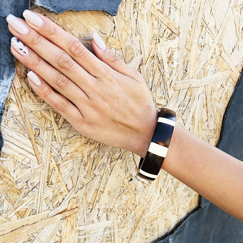 ウッドホーン バングル ウッド 木 木製 アジアン エスニック ブレスレット バングル アクセサリー レディース ワンポイント パーティー カジュアル 小物 プ...