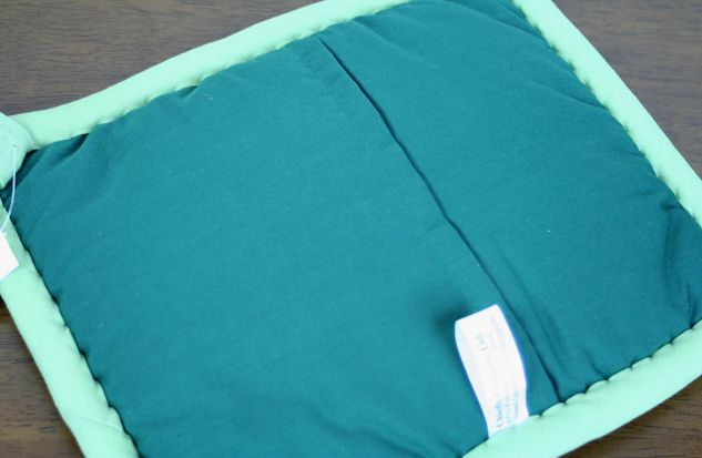 鍋敷き（ウル パンの樹）