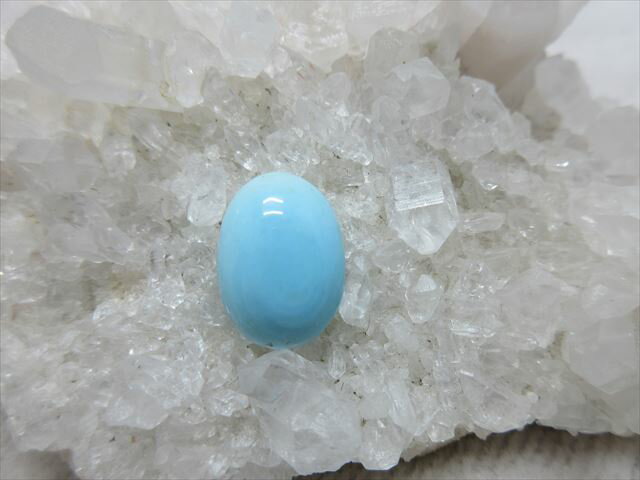 天然石ルース、カボション　スリーピングビューティーターコイズ