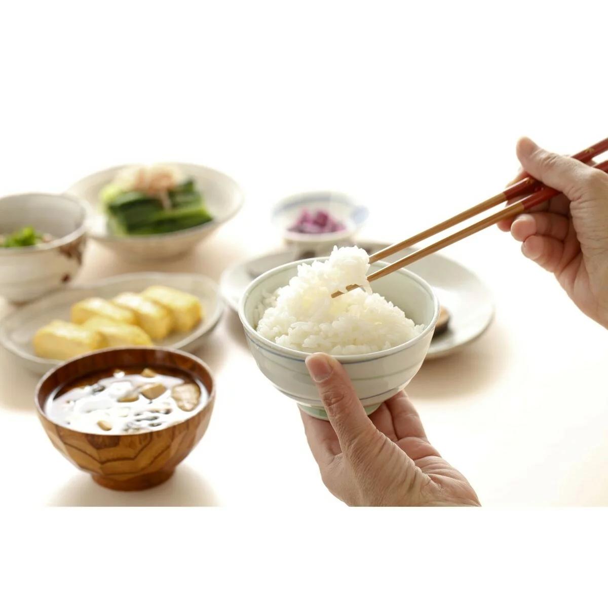 【ポイント最大12倍! 】吉兆楽 雪温精法 新潟産こしひかり 窒素充填包装 5kg x 2袋...