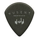 MUSENT (MUSICIAN ＋ PRESENT)は、 ミュージシャンによる、ミュージシャンのためのアクセサリ、ツールなど、 ハイクオリティな製品を開発、リリースをするブランドです。 こちらの商品は、現役のプレイヤーによって考案された、 「サイズ・厚み・グリップ感・弦に当たったときの抵抗感・サウンド」などにこだわりをもって製作されています。 もちろん、全てMade in Japan製、安心と信頼のジャパンクオリティです。 こちらのピックの比較対象は、 世界的にベストセラーとなっているD社のJAZZピックシリーズを元に、 更にプレイヤー視点でサイズ・素材などを改良して作成しています。 演奏する楽器（例えば、エレキギターやアコースティックギターなど）や、 演奏するジャンル（ロック、ポップス、ジャズ、フュージョン）など 様々なジャンル、バリエーションに最適なサイズ感、厚み、素材をチョイスしました。 今お使いのピックがどうもシックリ来ない、と感じているあなた、 もう少しサイズが大きさければ（小さければ）、もう少し素材が柔らかければ（硬ければ）、と感じているあなた、 この機会に一度、「カスタム プレイヤーズ ピック」 シリーズを試されては、いかがでしょうか？ ※1.50mm厚のピックは製品の素材構成上ホワイト(乳白色)となります