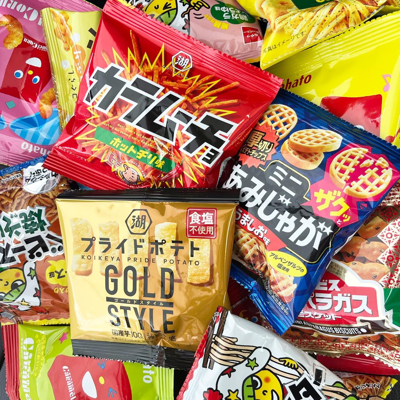 内容：小袋サイズお菓子52個(4連×13束)食べきりサイズの小分けお菓子がおまかせで52個入ったアソートセットです。おやつやイベントでの配布用、置き菓子などに便利な個包装の食べきりミニサイズです。飽きが来ないようランダムセレクトとなっております。内容：小袋サイズお菓子52個(4連×13束)食べきりサイズの小分けお菓子がおまかせで52個入ったアソートセットです。おやつやイベントでの配布用、置き菓子などに便利な個包装の食べきりミニサイズです。飽きが来ないようランダムセレクトとなっております。