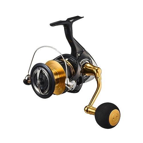 スタイル：LT6000D-H◆商品名：ダイワ(DAIWA) ショアジギング スピニングリール 23レガリス LT6000D-HAIRDRIVE DESIGN & ZAION V採用でより軽快に、　NEW LEGALIS！ショアジギングに対応したパワーモデル。ドライブギアに直接ネジ込みパワーを伝えるネジ込み式ハンドル。ラインキャパはシリーズ最大のPE-3.0号300m。ハンドルノブはパワーライトタイプEVAノブ（L)を標準装備。【対象魚目安】ショアジギング、ショアキャスティング等【ギア比】：5.7【巻取り長さ(cm/ハンドル1回転)】：101【自重(g)】: 310【最大ドラグ力 (kg)】：12【標準糸巻量PE(号-m)】：2.5-420/3-300/4-220【ハンドル長(mm)】：65【標準糸巻量ナイロン(lb-m)】：14-310/20-250/30-150説明 AIRDRIVE DESIGN & ZAION V採用でより軽快に　NEW LEGALIS！！ベストセ ラースピニングリールLEGALISがフルモデルチェンジ！AIRDRIVE DESIGN ＆ ZAION Vで大幅な進化。新たにボディ&ローターにZAION Vを採用し、剛性と軽量性が大幅UP（LT2500S-XHで、前モデル比▲20g軽量化）ZAION V製AIRDRIVE ROTORでより軽快な巻く止める操作が可能。※SLPW・RCSハンドル、SLPW・RCSハンドルノブ（S）交換可！ダイワテクノロジー！AIRDRIVE DESIGN！エアドライブデザインは、釣り人が求める意のままにルアーを操作することを追求した次世代スピニングリールの設計思想。エアドライブデザインは、最大4つのテクノロジーで構成されています。巻き出しが軽く、ハイレスポンスな回転を生み出すエアドライブローターの搭載を必要条件とし、軽量、トラブルレスなエアドライブベール、不要な肉を限界まで削ぎ落し、軽量化を突き詰めた薄肉設計のエアドライブスプール、メインシャフトを高精度カラーで支持し、さらにピニオンギアと非接触構造とすることで、高負荷時でも回転ノイズの極めて少ない軽い巻き上げを可能としたエアドライブシャフト。これらの相乗効果とリールの重量バランスの改善により、高次元での操作性を実現します。※23LEGALISは、AIRDRIVE ROTOR、AIRDRIVE BAILの2つを搭載。AIRDRIVE ROTOR！独自の理論により、球体からそのまま切り出したかのような新形状を導き出し、そこからさらに不要な肉を徹底的に削ぎ落すことで、剛性を維持したまま、大幅な軽量化を実現します。操作性、感度の向上に繋がる巻き出しの軽さが飛躍的に向上しました。AIRDRIVE BAIL！ワイヤータイプのAIRDRIVE BAILを採用。ローターユニットのさらなる軽量化を実現するために実釣時における必要強度を維持したまま、大幅軽量化を実現。ベールを含むローターユニットの軽量化により、回転慣性の大幅低減に寄与。回転レスポンスに磨きをかけ、操作性を向上させました。アームレバー部も新形状を採用し、糸絡みを大幅軽減しました。ZAION V！リールを、もっと軽く、強く。そのために開発されたカーボンハイブリッド樹脂が、ザイオン V（ブイ）。ハイブリッドするカーボン量を緻密にコントロールすることで、金属を凌駕する軽量性と金属に比肩するほどの強度をハイレベルで実現するとともに、多くのリールに搭載可能なバーサタイル性をあわせ持たせました。カーボンハイブリッド樹脂のMAXスペックともいえるザイオンのエッセンスを受け継いでいます。TOUGH DIGIGEAR！過酷な環境に耐え抜くにはリールを支える強靭な心臓部が必要です。滑らかな回転がより長く続くタフデジギア。LC-ABS（ロングキャストABS)ABSの接触抵抗を減らす思想はそのままに、接点を前にだすことでよりスム ーズなライン放出を実現。リング部が前に出た効果でリング上にラインが乗りにくくなり、従来のABS以上に約5%の距離UPとトラブルレスの向上に成功しました。LC（=LONG CAST）を実現する次世代のABSスプールです。ATD TYPE-L！魚の引きに合わせスム ーズに作動し、滑らかに効き続けるATD。その初動レスポンスを高めたATD TYPE-L。滑り出しと追従性を追求し、ドラグ設定を気にすることなく、ファイトに集中することが可能となりました。製品紹介！■ZAION V製ボディ＆ローター！新型のボディ＆エアドライブローター、更にはボディカバーにもカーボンハイブリット素材　ZAION Vを採用。ボディの軽量化は勿論、独自の理論により、球体からそのまま切り出したかのような新形状のエアドライブローターは操作性、感度の向上に繋がる巻きはじめの軽さを飛躍的に向上させている。■シリーズ初のネジ込み式ハンドル＆大型サイズにパワーライトタイプEVAノブを採用レガリスシリーズ初のネジ込み式ハンドルを採用。SLPW・RCSハンドルや他のネジ込み式仕様のリールハンドルも取付可能となり、カスタマイズ性がUP。大型サイズにはパワーライトタイプEVAノブを採用し、使いやすさを追求した。■パワーライトタイプEVAノブ！握りやすく、力を入れやすいパワーライトタイプEVAノブを、中~大型アイテムに標準搭載。重量のあるルアーの操作時や高負荷時の巻き上げをサポート 。＊パワーライトタイプEVAノブ（M）LT4000-CXH＊パワーライトタイプEVAノブ（L）LT5000-CXH、LT6000D-H■パーフェクトラインストッパー！PEなどの細糸にも、リーダーのような太糸にも対応した新形状のラインストッパー。横長形状は縦方向の省スペース化を実現しスプールの軽量化にも寄与する。