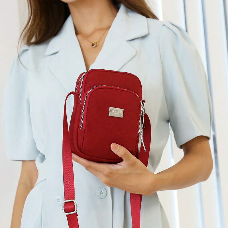 Rakuten - 防水 シンプル コンパクト ポーチ ミニショルダーバッグ レディース 軽い 撥水 ナイロン かわいい スマホ 財布 斜めがけ