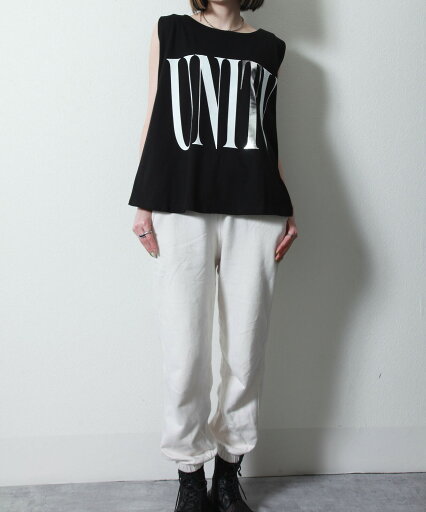 ビッグロゴ2WAYドルマンスリーブ半袖Tシャツ 黒ティーシャツ 白ティーシャツ レディース おしゃれ レディースtシャツ 半袖 おしゃれtシャツ 半袖 ロゴt レディースティーシャツ レディース白シャツ デザインtシャツ 半袖 ドルマン 白 黒 honeybeeshop ビッグロゴ2WAYドルマンスリーブ半袖Tシャツ 黒ティーシャツ 白ティーシャツ レディース おしゃれ レディースtシャツ 半袖 おしゃれtシャツ 半袖 ロゴt レディースティーシャツ レディース白シャツ デザインtシャツ 半袖 ドルマン 白 黒 honeybeeshop