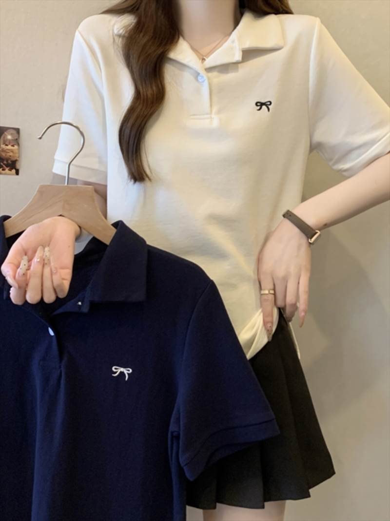 Polo衫 - 襟付き ハーフボタン ポロシャツ レディース トップス プルオーバー 丈長 半袖 角襟 ポロカラー ボタン かわいい 大人可愛い シンプル カジュアル おしゃれ 夏 春 リボン柄 ガーリー