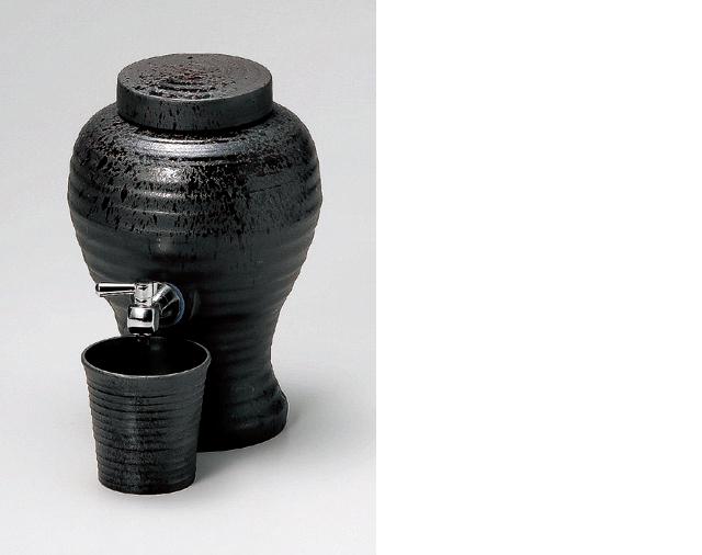 ���ҡ����񥵡��С����������饹���åȡ�1800cc��͢����