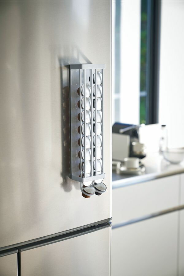 ●ポイント10倍●マグネットコーヒーカプセルホルダータワーS WH 3891　※ネスプレッソカプセル対応　tower　山崎実業　YAMAZAKI【代引不可】 [01]